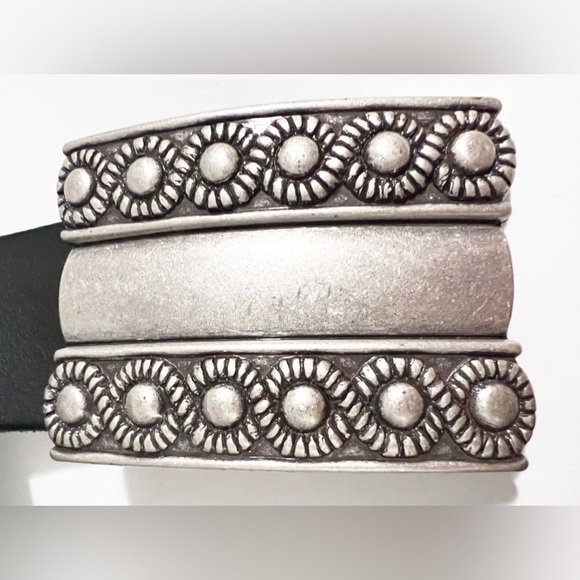 ESCADA Women’s Brushed Silver Floral Buckle with Wide Black Leather Belt VTG main image 12